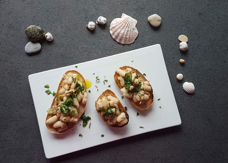 bruschetta tonno e fagioli